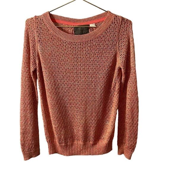 GUINEVERE Anthropologie Pink Open Knit Gold Metallic Thread Lightweight Sweater - Picture 1 of 13